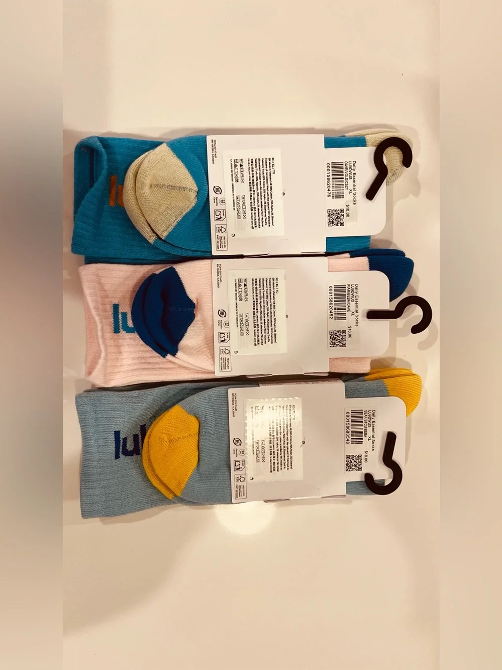Lululemon Daily Essential Crew Socks XL 3 Pair Bundle Multicolor NWT